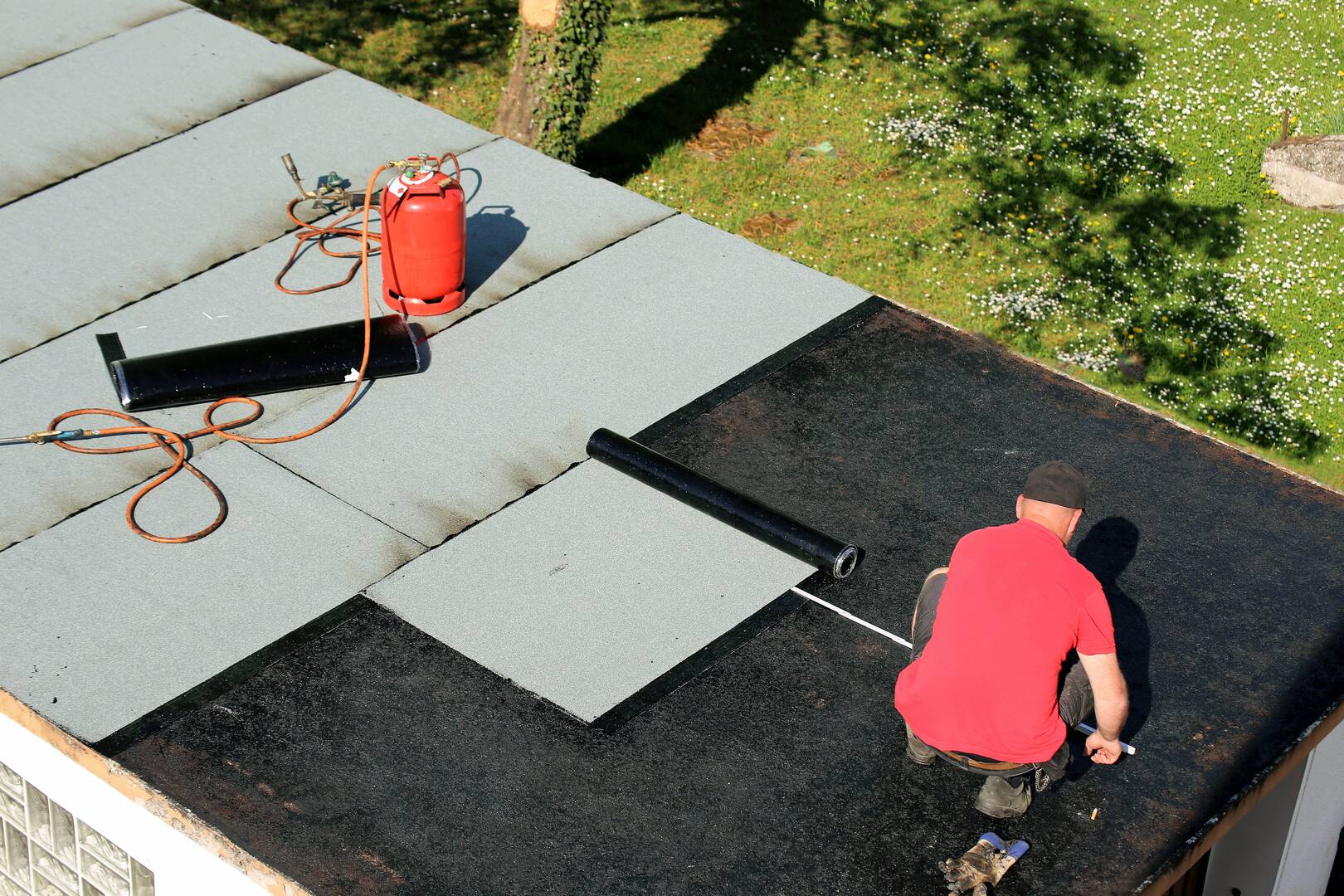 FLAT ROOFING EXPERTS LLC
